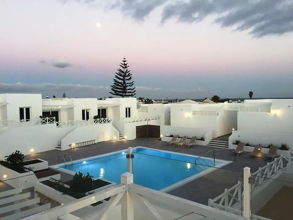 Flower Beach Suites 17 Playa Honda  0*, Playa Honda (Lanzarote) Spain