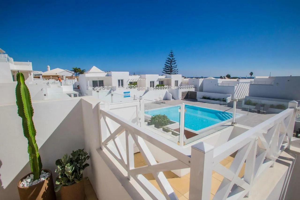 Flower Beach Suites 17 Playa Honda  Spain