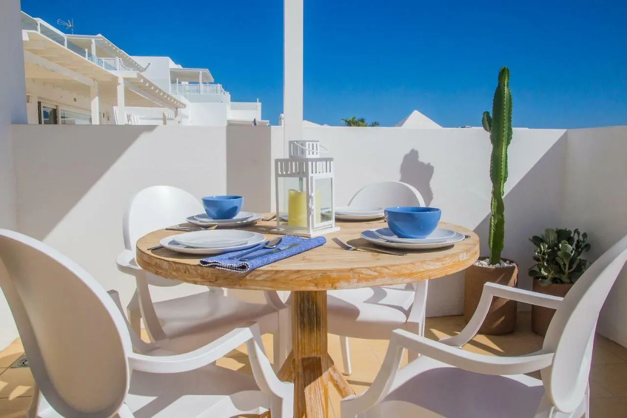 Flower Beach Suites 17 Playa Honda  Apartment Playa Honda (Lanzarote)